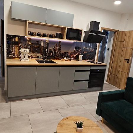 Apartman Manhattan Bratislava Esterno foto